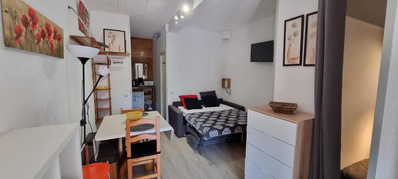Apartamentos Grifovacances Tres Estrelles Club 帕斯底拉卡萨 外观 照片