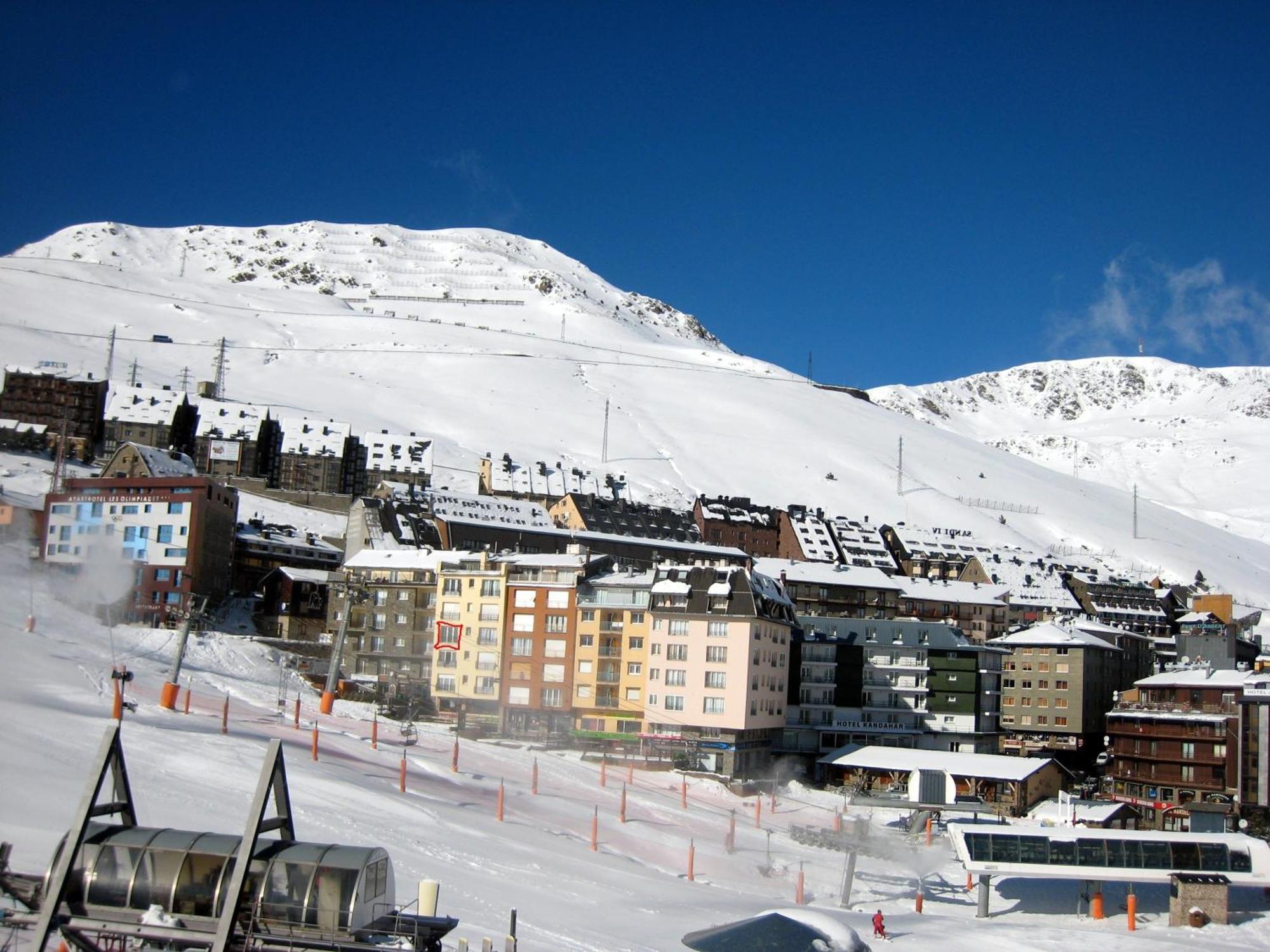 Apartamentos Grifovacances Tres Estrelles Club 帕斯底拉卡萨 外观 照片